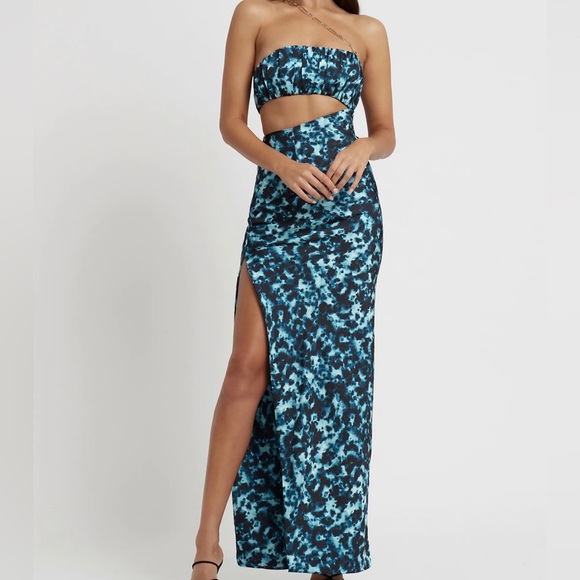 LEXI Clothing Talia Gown - Picture 4 of 4